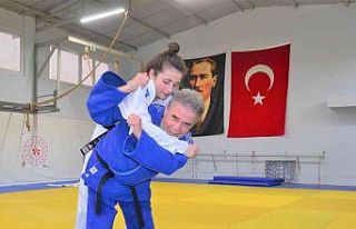 Judo tutkusu ve çalışma azmiyle 56 yaşında Türkiye...
