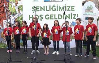 Kadıköy Defne Park Çocuk Kitapları Şenliği kapılarını...