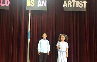 Kağızman’da öğrencilerin ingilizce tiyatrosu...