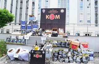 Kaleşnikoflu çete çökertildi