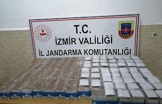 Kamyonet içerisinde binlerce dolu makaron ele geçirildi