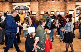 Karikatür Atölyeleri 10. Yıl Sergisi beğeni topladı