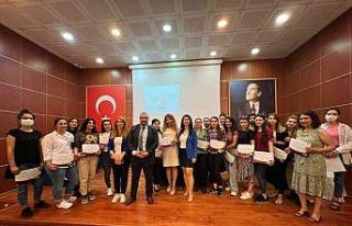 Kariyer Merkezinden gençlere İş Arama Becerileri...