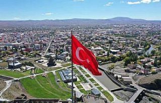 Kars Belediyesi 100 milyon lira borç ödedi