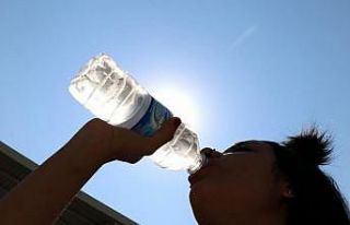 Kavurucu sıcaklarda susuzluk hissi olmasa bile her...