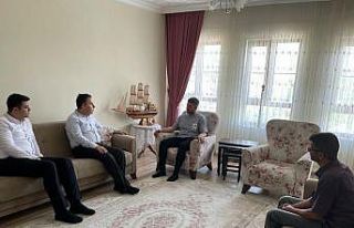 Kaymakam Kapankaya’dan Pençe-Kilit Harekatı gazisine...