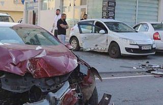 Kayseri’de 2 otomobil çarpıştı, 5 kişi yaralandı