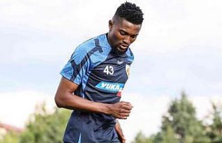 Kayserispor antrenmanlarını sürdürüyor