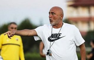 Kayserispor’da Hikmet Karaman’ın sözleşmesi...