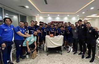 Kayserisporlu Nurettin, 20. yaş gününü antrenman...