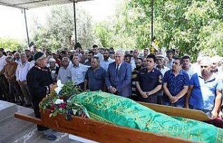 Kazada hayatını kaybeden muhtar İnanç toprağa...