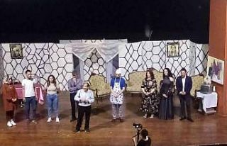 ’Kılıbık’ oyununa ilgi