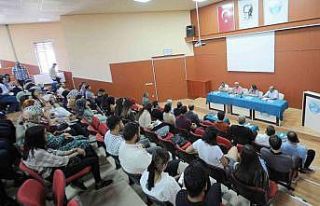 Kilis’te ’’Şiir ve Edebiyat" söyleşisi