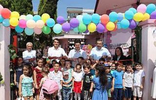 Kırkağaç’ta minik öğrenciler el işlerini sergilediler