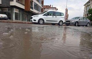 Konya’da yağış etkili oldu, çalışmalar devam...