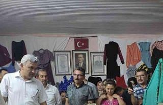 Köy kadınları el sanatları sergisi açtı