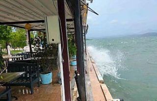 Köyceğiz Gölü’nde fırtına etkili oldu