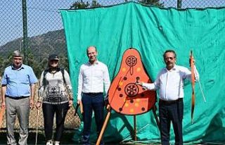 Köyceğiz’de Toparlar Ortaokulu yararına yardım...