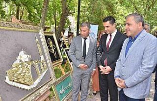 Kursiyerlerin el emeği göz nuru eserleri görücüye...