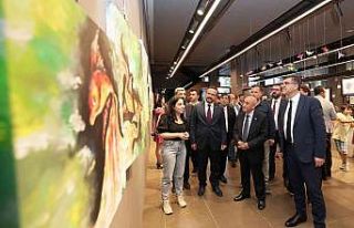 Kursiyerlerin sanat eserleri görücüye çıktı