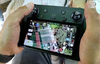 Kuşadası çarşısında dronelu denetim