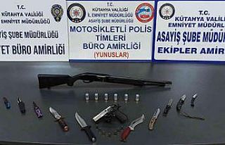 Kütahya’da birbirleriyle tartışan gruptan ruhsatsız...