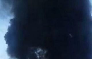 Lara bölgesindeki plaj işletmesinin alev topuna...