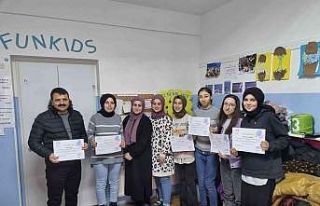 Lise öğrencileri Avusturya ve Çekya eğitiminden...