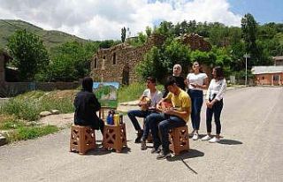 Lise öğrencileri tarihi dokuların korunması için...