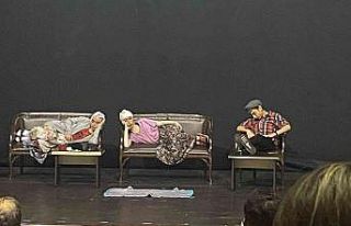 Liselilerin "Konserve" oyunu tam not aldı