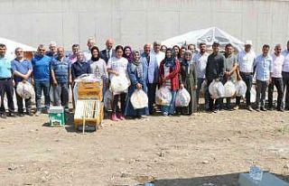 Manisa Büyükşehir Belediyesi, Soma’da arıcılığı...