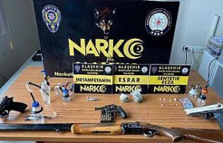 Manisa’da uyuşturucu operasyonu: 9 gözaltı