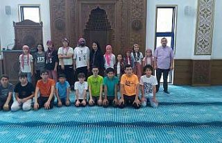 Manyas’ta camiler çocuk sesleriyle şenlendi