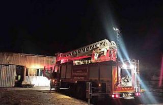 Marangozhanede çıkan yangın büyümeden söndürüldü