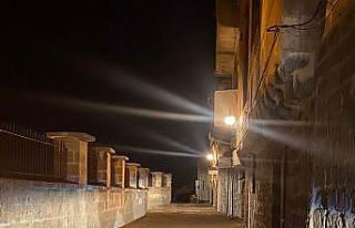 Mardin’in turistik cadde ve sokaklarına dekoratif...