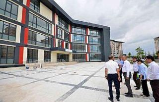 Meram’da 40 derslikli örnek okulun yapımı tamamlandı