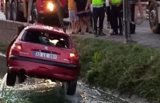 Mersin’de otomobil sulama kanalına uçtu: 2 ölü