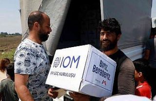 Mevsimlik tarım işçilerine hijyen kolileri dağıtıldı