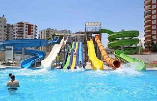 Mezitli Belediyesi Su Dünyası sezonu açtı