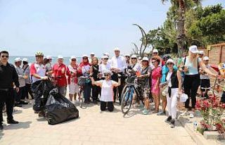 Mezitli Belediyesinden sahil temizliği ve kompost...