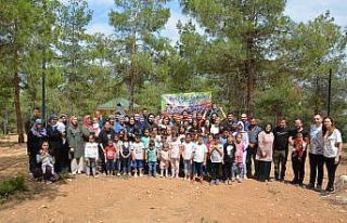 Minik öğrenciler eğitim öğretim yılına piknikle...