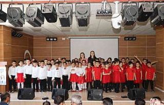 Minik yüreklerden yıl sonu gösterisi