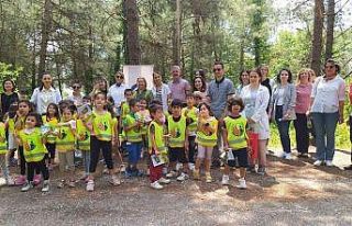 Minikler doğaya tohum bıraktı