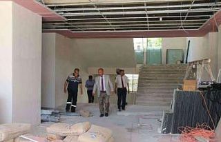 Müdür Başyiğit, okul inşaatlarında incelemelerde...