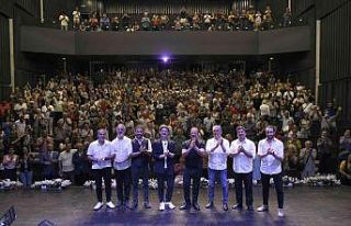 Muratpaşa Belediyesi Nazım Hikmet’i andı