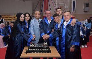 Murzioğlu’na mezun olduğu okulda sürpriz