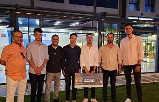 MYO öğrencilerinin projesine ödül