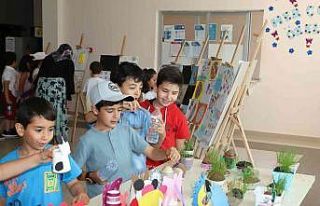 NEVÜ’de “Minik Eller” sergisi açıldı