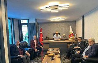 Nevzat Bozkuş’tan KKDGC’ye ziyaret