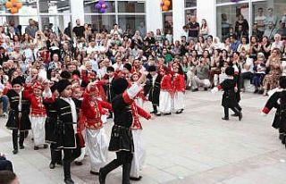 Nilüfer kreşlerinde yılsonu şenliği